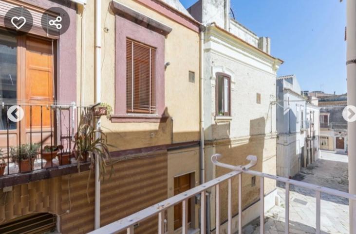B&B Palazzo Veliero Al Castello Torremaggiore ภายนอก รูปภาพ